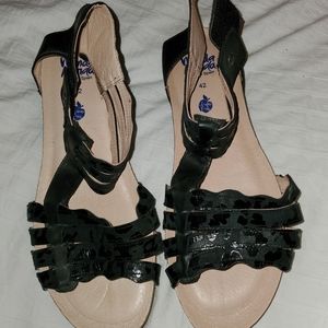 Wanda Panda Sandal